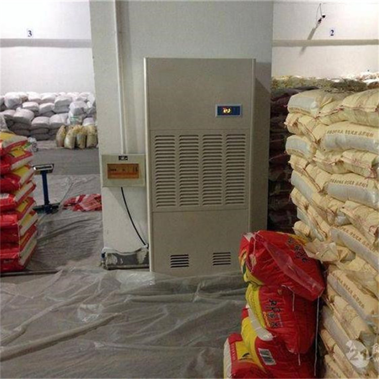 地铁检修厂车间采用大型工业除湿机